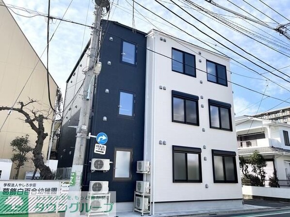 コンフォール新小岩の物件外観写真